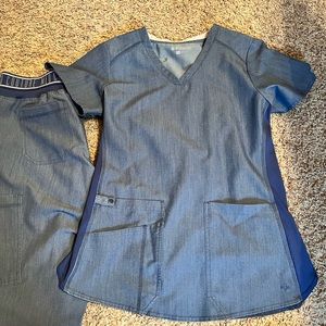 Bluh (blue) MedCouture scrubs. XS scrub top and bottom set.